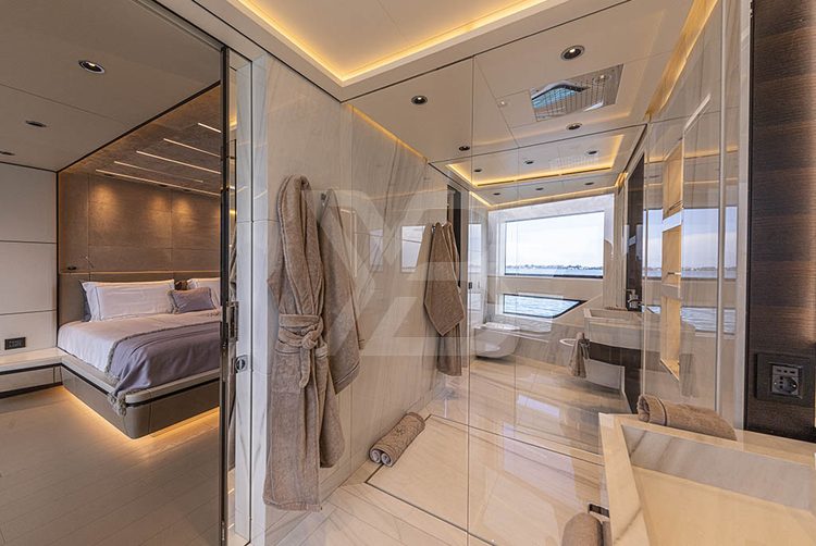 Vayus yacht interior 24