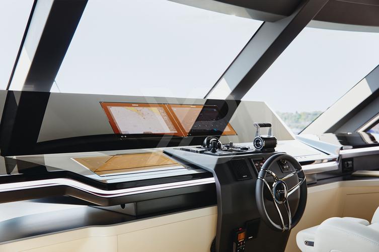 Tanelorn yacht interior 41