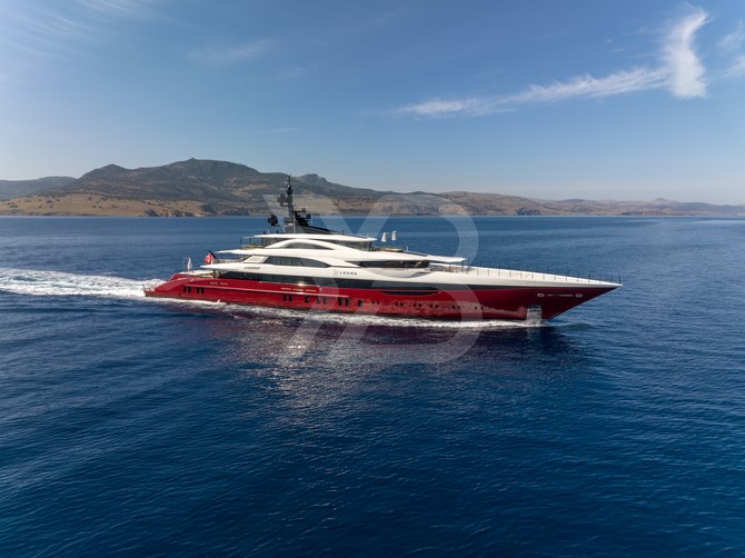 Leona yacht exterior 8