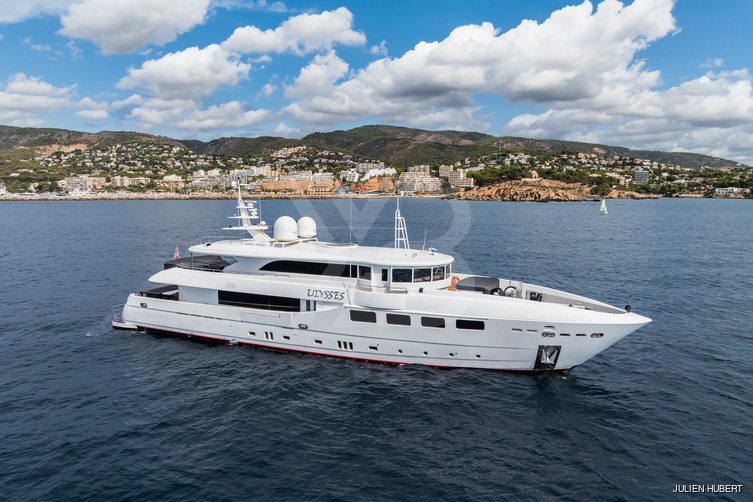Celia P yacht exterior 10