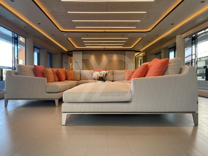 Simplicity yacht interior 8