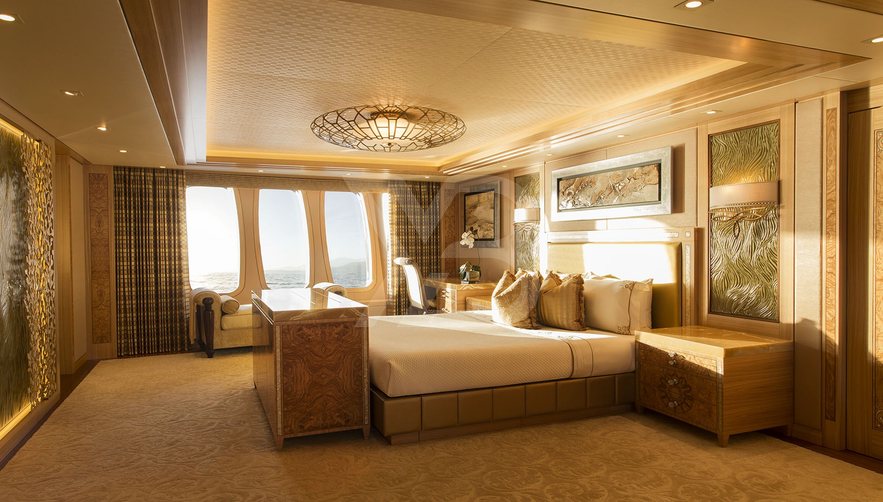 Solandge yacht interior 16