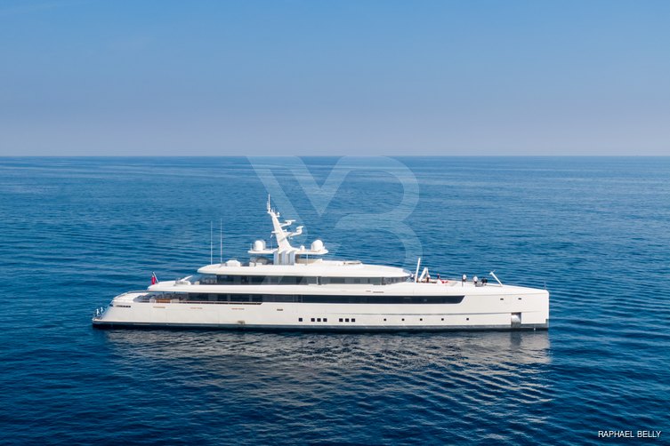 Alchemy yacht exterior 8