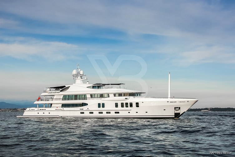 Neninka yacht exterior 29