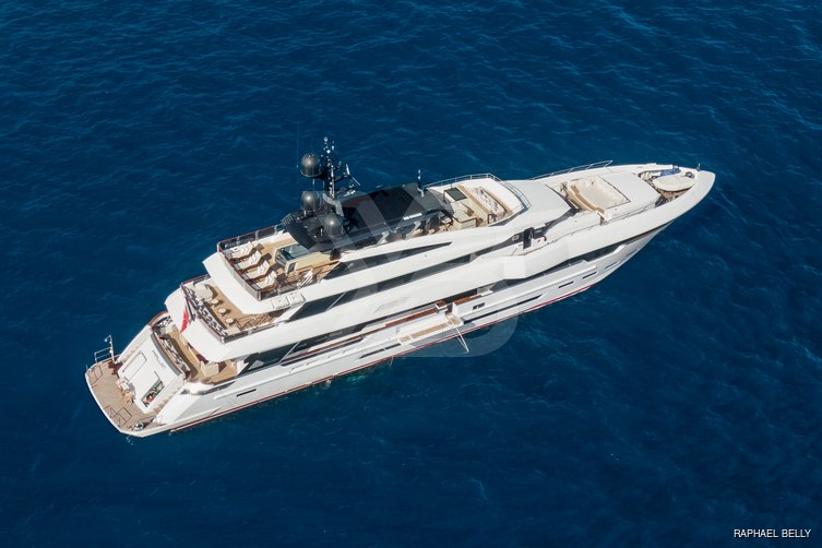 Parillion yacht exterior 7