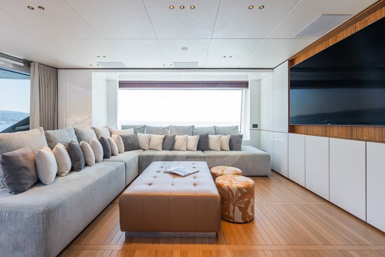 Martha yacht interior 10