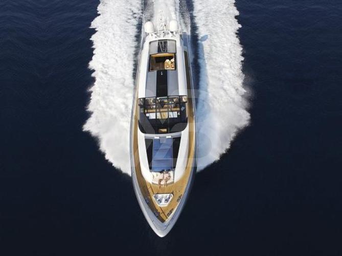 KESTREL yacht exterior 3