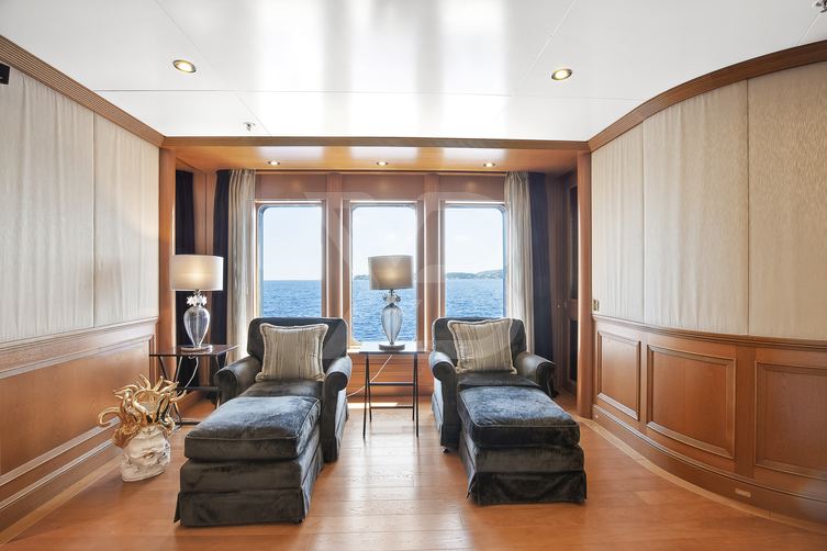 Boadicea yacht interior 24