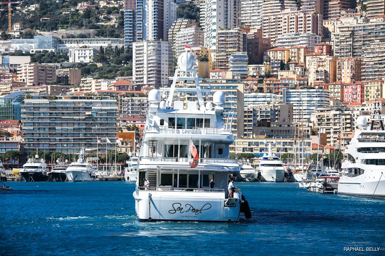 Alfa G yacht exterior 6