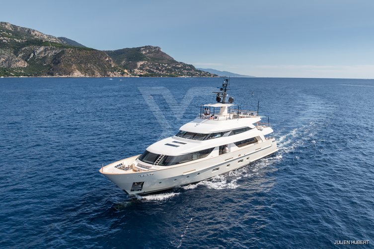 Aramis yacht exterior 5