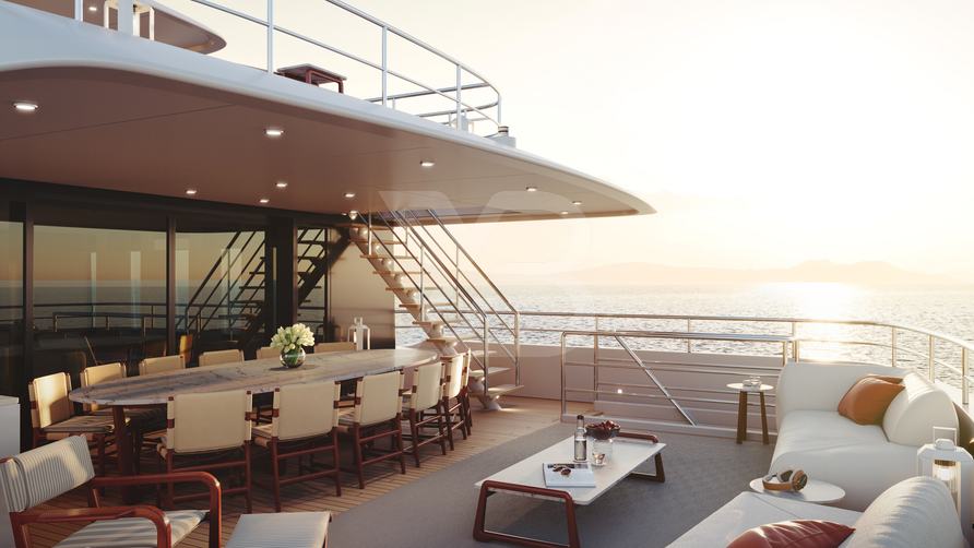 Frida yacht exterior 4