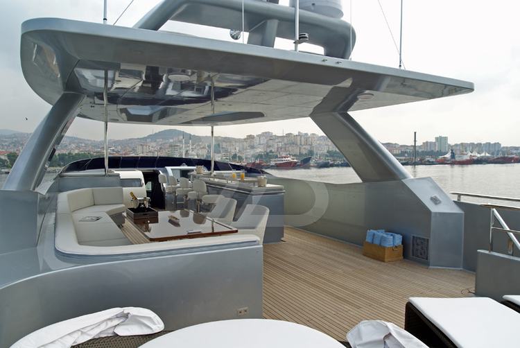 Santorini yacht exterior 5