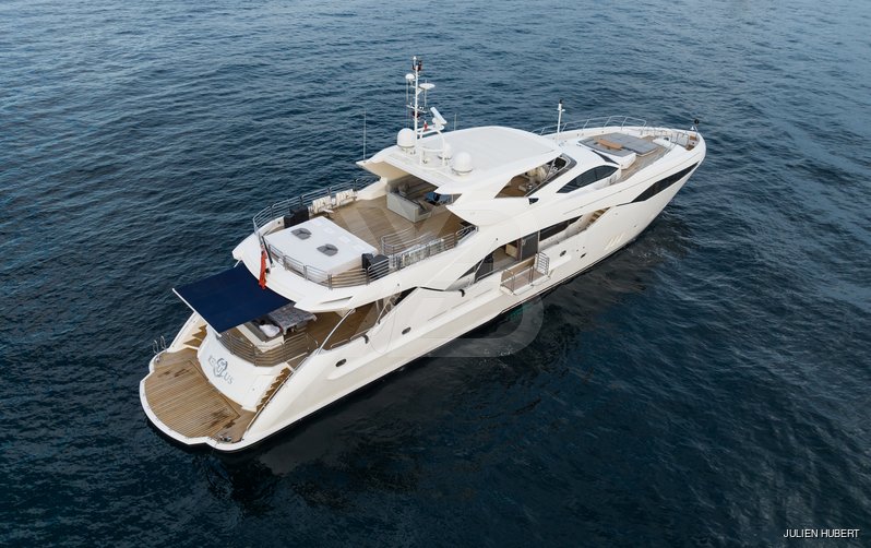 Regulus yacht exterior 5