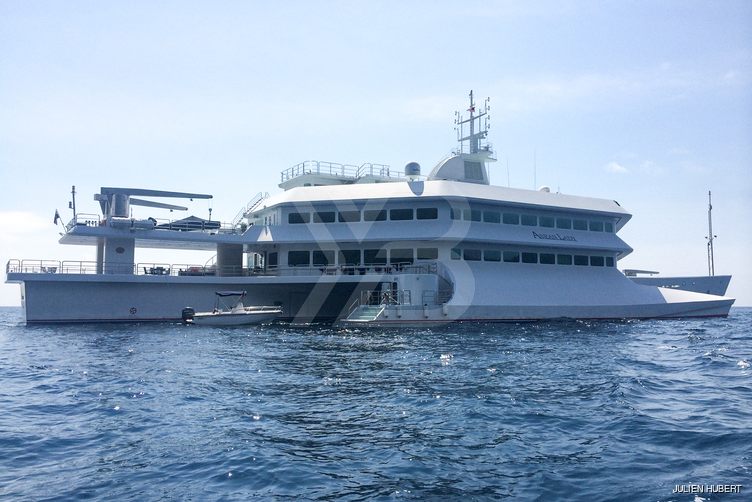 Asean Lady yacht exterior 4