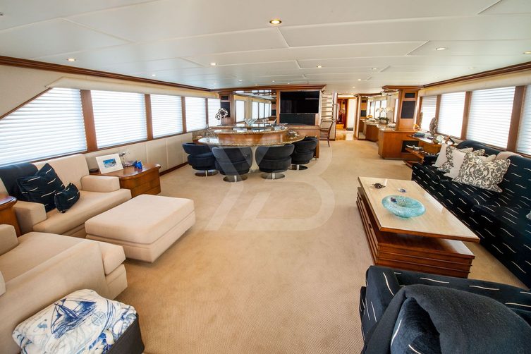 Serenity yacht interior 6