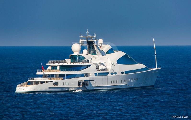 Yas yacht exterior 16