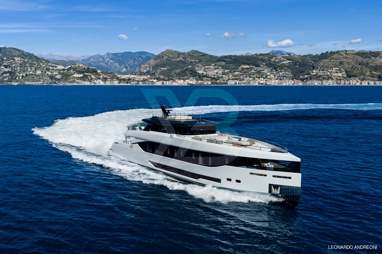Angiola yacht exterior 15