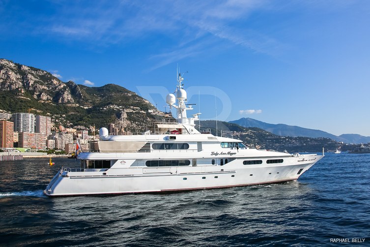 Lady Ann Magee yacht exterior 3