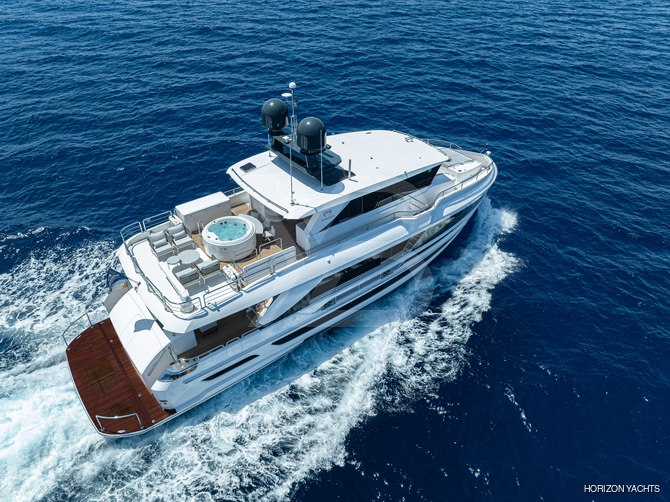 FD80 /15 yacht exterior 6