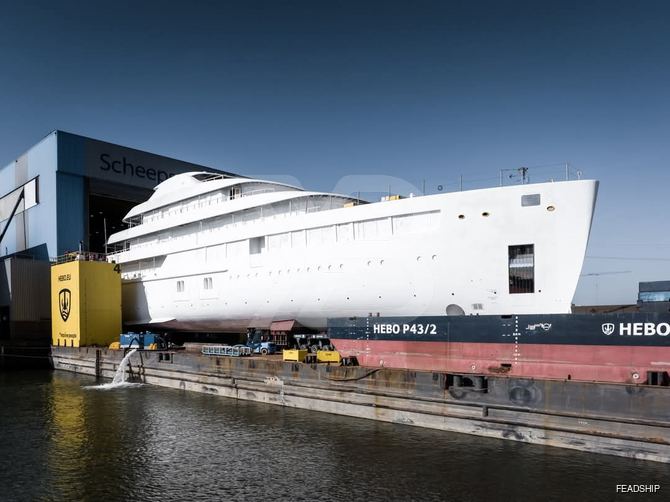 Feadship 716 yacht exterior 3