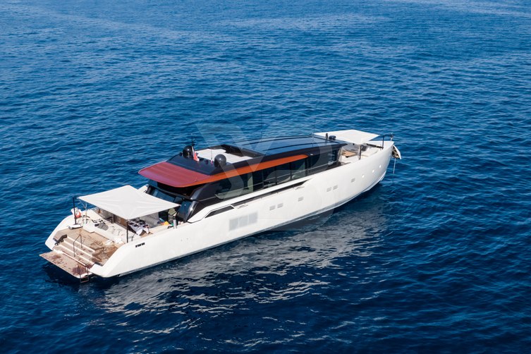 Anmax yacht exterior 29