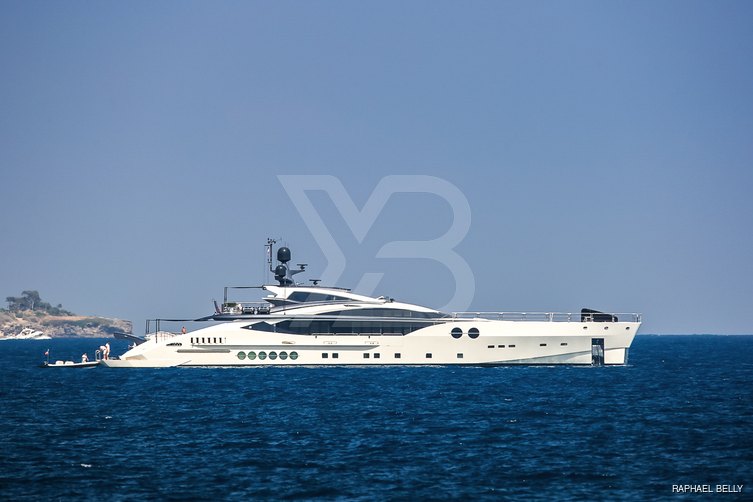 Bliss yacht exterior 5