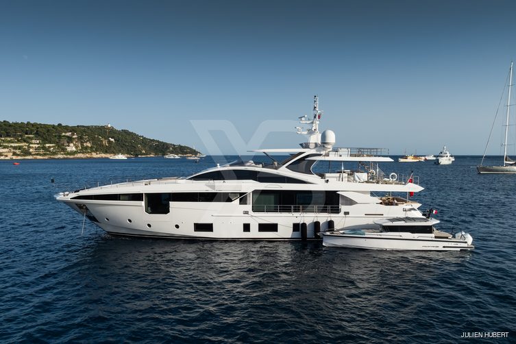 OWO yacht exterior 9