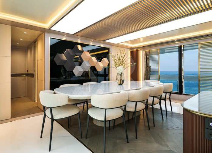 Ocean Lily yacht interior 13