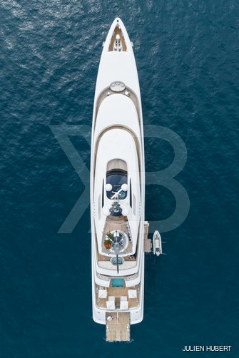 Vava II yacht exterior 10