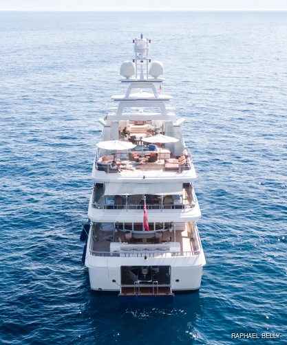 Lucky Lady yacht exterior 5