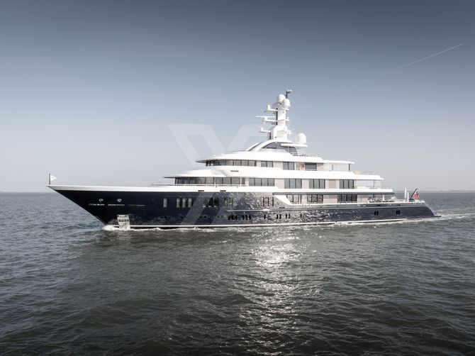 Moonstone yacht exterior 5