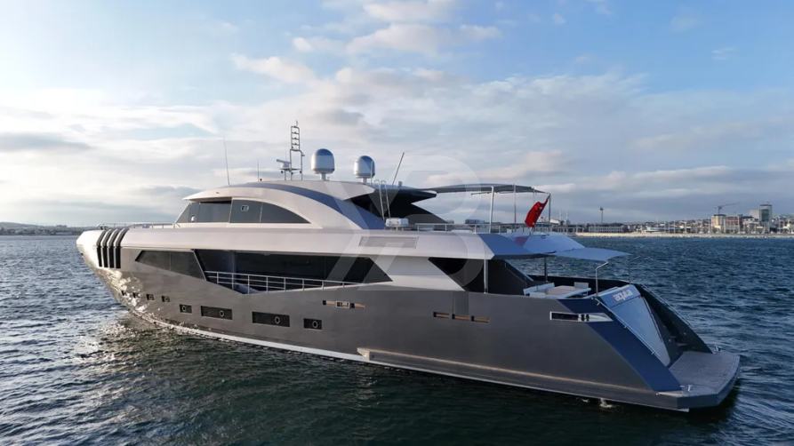 Aquila yacht exterior 4