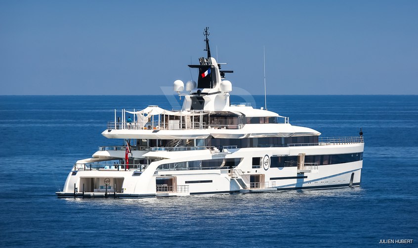 Lady S yacht exterior 16