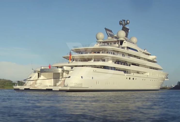 Opera yacht exterior 7