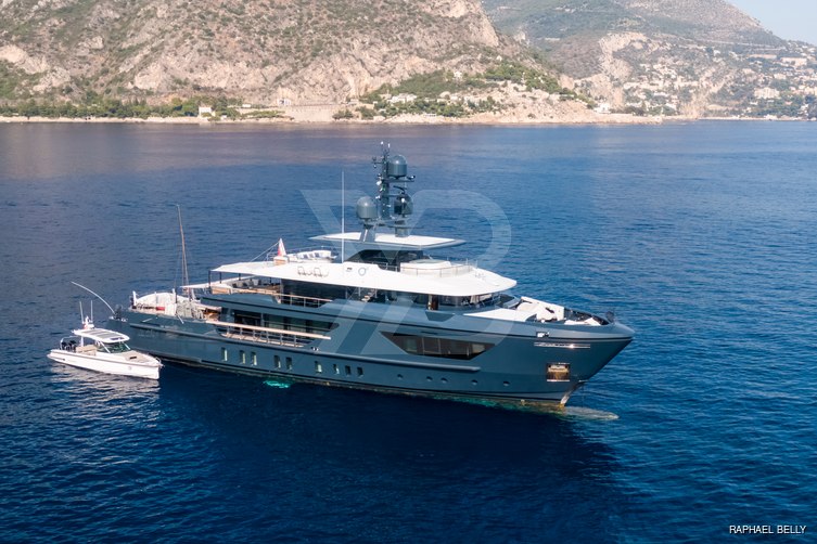 Ocean's Four yacht exterior 2