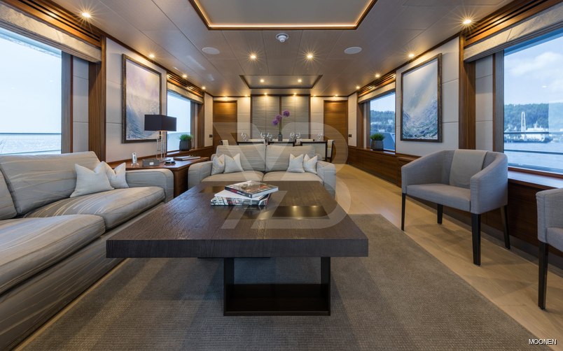 Belle yacht interior 7