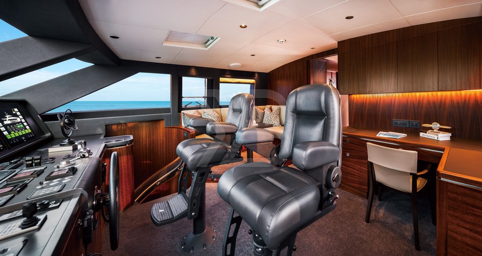 Vin Xan yacht interior 28