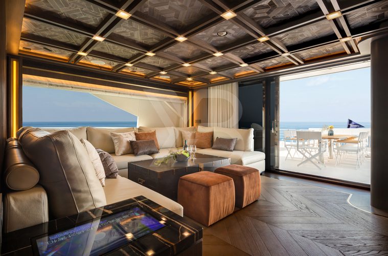 Ocean Lily yacht interior 9