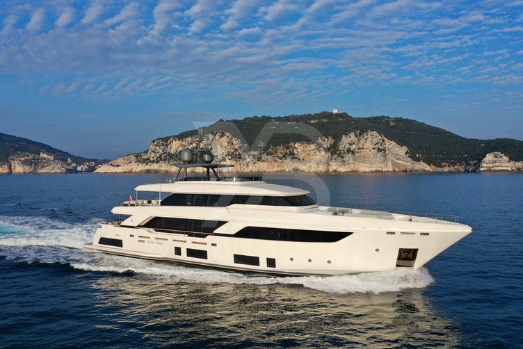 Eros yacht exterior 2