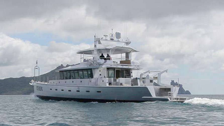 Iceberg yacht exterior 67