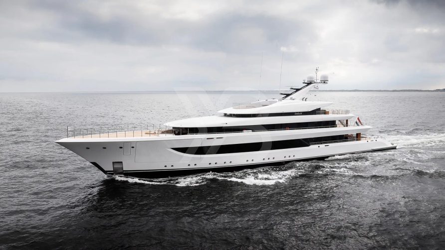 Stella M yacht exterior 2