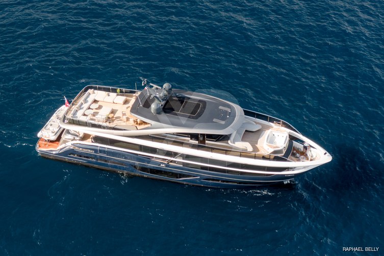 St Catherine yacht exterior 8