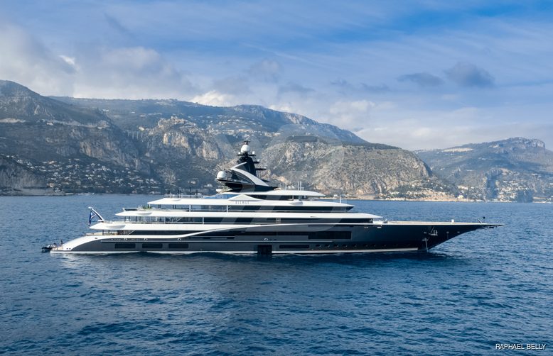 Kismet yacht exterior 99