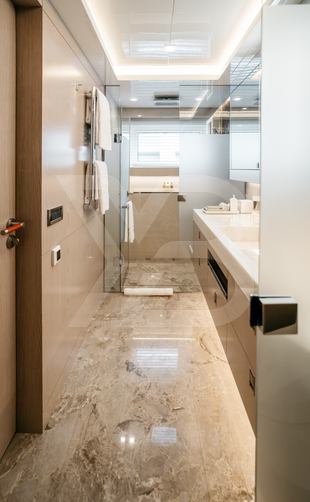 Heeus yacht interior 21