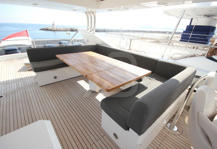 Alafia yacht interior 6