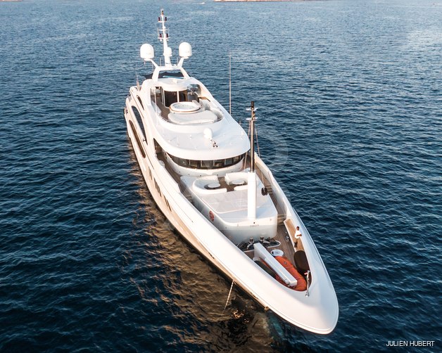 La Blanca yacht exterior 9