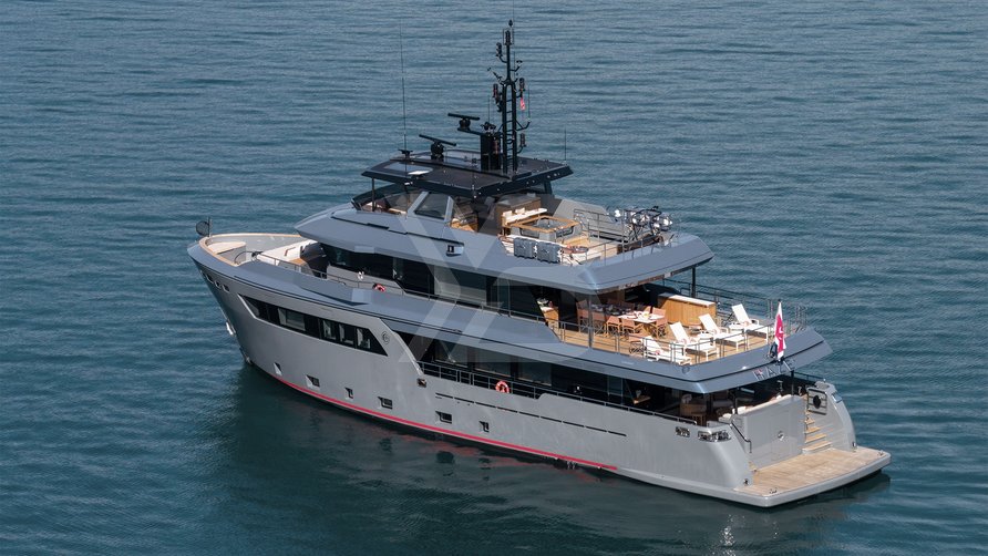 Haze² yacht exterior 18