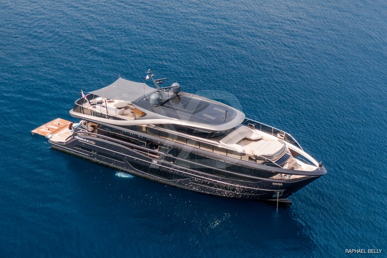 Ithaka yacht exterior 21