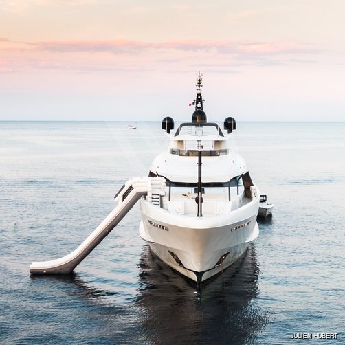 Samurai yacht exterior 7