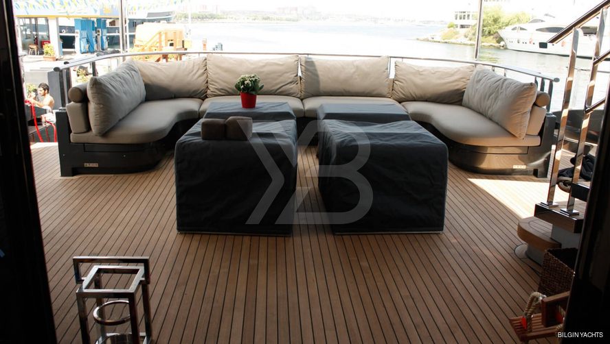 Tee-Dje yacht interior 5